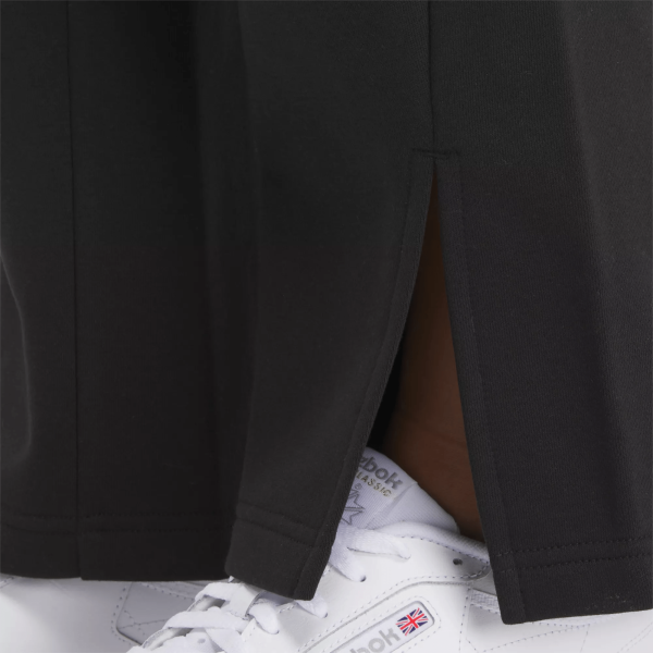 Women's Classics Wardrobe Essentials Fleece Pants - Image 4