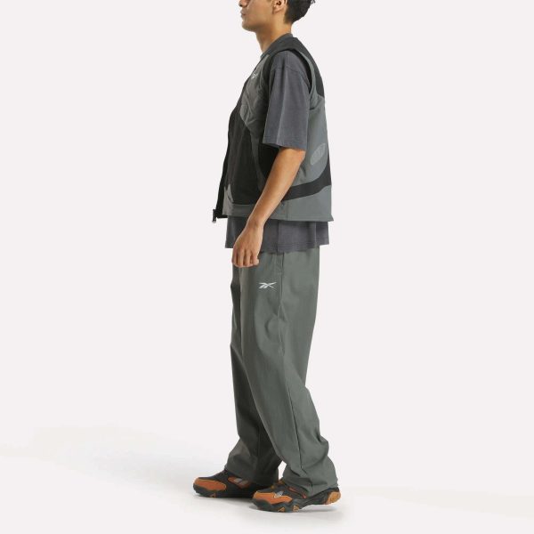 Reebok x MARKET Reversible Vest - Image 2